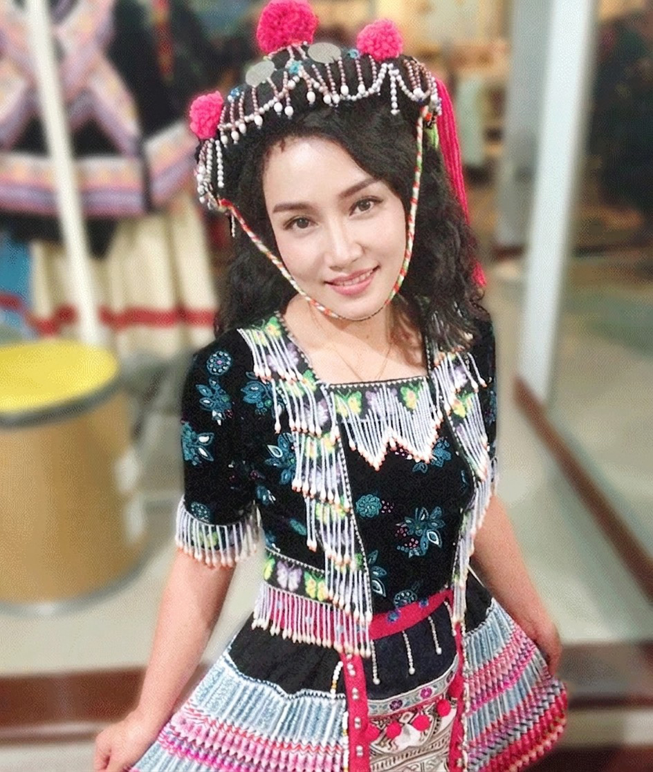 ชุดชาวเขาหญิงเซ็กซีปีนี้